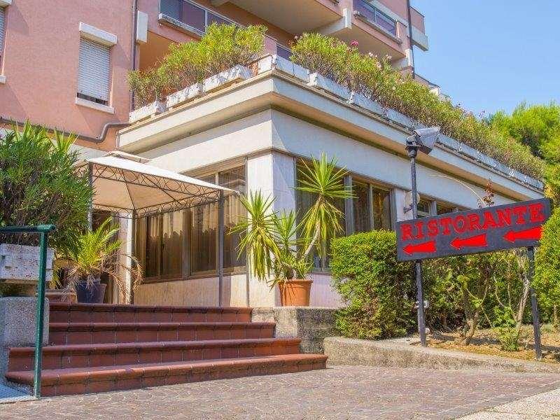 Hotel Miramare Civitanova Marche Εστιατόριο φωτογραφία